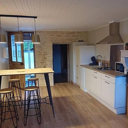 Petite Maison En Pierre Au Calme Avec Exterieur 몽벨레 외부 사진