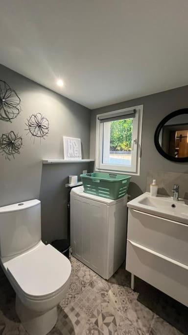 Petite Maison En Pierre Au Calme Avec Exterieur 몽벨레 외부 사진